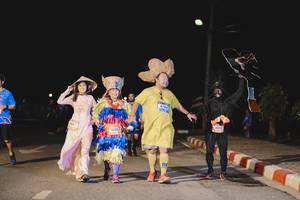 BIB: 
                            <button type="button" onclick="openModal(3406368)" class="btn btn-primary btn-sm float-right btn-popup" data-toggle="modal" data-target=".modal-high-quality">
                        <i class="fas fa-shopping-cart"></i> Add to Cart
                    </button>
                                            <button type="button" onclick="isThisMe(3406368, true)" class="btn btn-success btn-sm float-right btn-popup btn-isme hidden" data-toggle="tooltip" data-placement="bottom" title="นี่คือรูปของคุณใช่ไหม คลิกที่นี่เพื่อเอาเข้าอัลบั้ม">
                        <i class="fas fa-plus"></i> Add to album
                    </button>
                    <button type="button" onclick="isThisMe(3406368, false)" class="btn btn-warning btn-sm float-right btn-popup btn-isnotme hidden">
                        <i class="fas fa-ban"></i> Remove from album
                    </button>